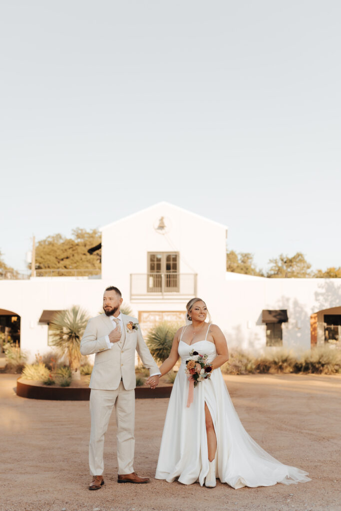 All-Inclusive vs. Open-Vendor Wedding Venues: An Honest Vendor Perspective from a Dallas Photographer