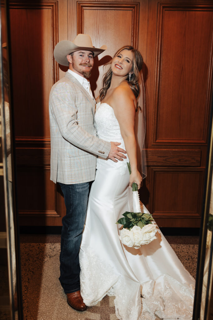 Tarrant County Courthouse Elopement - Taylor Salerno Photography