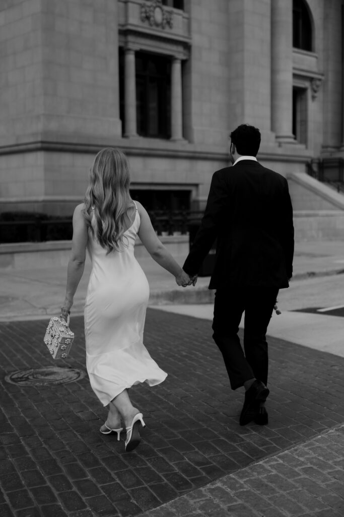 downtown Dallas engagement photos